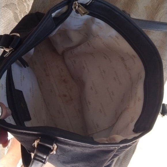 Black Juicy Couture purse and very good condition - Picture 7 of 8